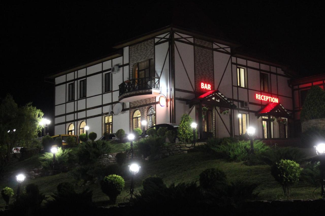 Mishyn-City Hotel Dobrovlyany Eksteriør bilde